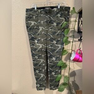 Torrid Women’s Plus Size Feel The Fit Camo High Rise Skinny Jeans